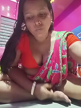 reya743 online show from March 10, 2026, 3:50 pm