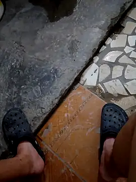 SALCEDO 041198 online show from September 22, 2025, 7:21 am