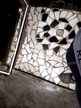 SALCEDO 041198 online show from September 22, 2025, 7:27 pm