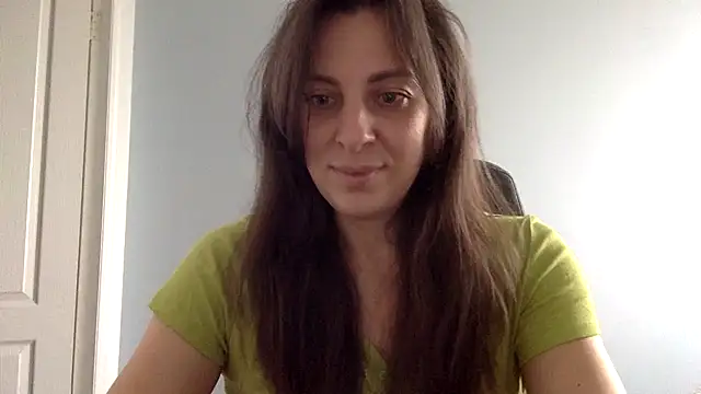 Snapshot of Myronell chatting on October 10, 2025, 9:30 am Myronell online show from October 10, 2025, 9:30 am