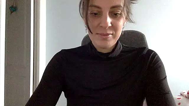 Snapshot of Myronell chatting on October 11, 2025, 10:58 am Myronell online show from October 11, 2025, 10:58 am