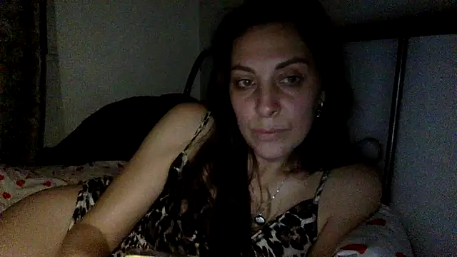 Snapshot of Myronell chatting on October 18, 2025, 9:04 pm Myronell online show from October 18, 2025, 9:04 pm