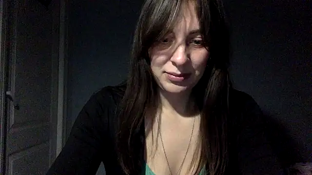 Snapshot of Myronell chatting on October 20, 2025, 5:35 pm Myronell online show from October 20, 2025, 5:35 pm