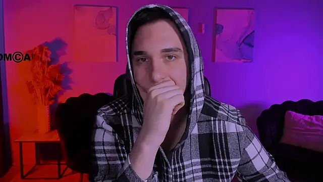 jason sweety online show from April 17, 2026, 7:06 pm