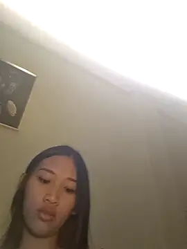 Snapshot of Bunny72772 chatting on October 18, 2025, 9:04 pm Bunny72772 online show from October 18, 2025, 9:04 pm