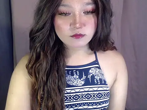 Snapshot of Eyes-on-me chatting on May 3, 2026, 6:14 pm Eyes-on-me online show from May 3, 2026, 6:14 pm