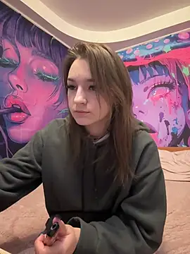 LinChka5789 online show from April 8, 2026, 11:27 pm