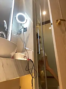 miumiu-66 online show from December 1, 2025, 12:32 pm