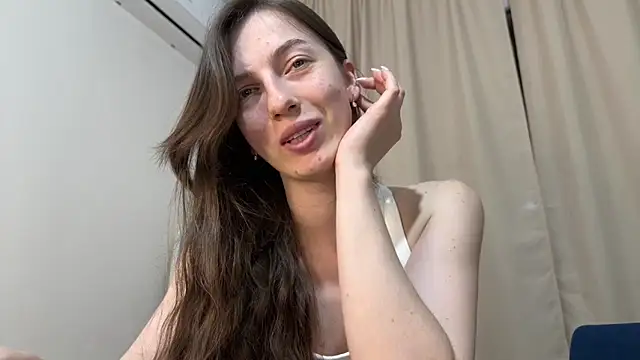 Snapshot of Prettyyy_Angel chatting on May 23, 2026, 7:40 pm Prettyyy Angel online show from May 23, 2026, 7:40 pm