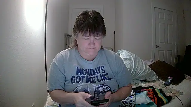 Snapshot of Buggy1965 chatting on January 19, 2026, 2:21 pm Buggy1965 online show from January 19, 2026, 2:21 pm