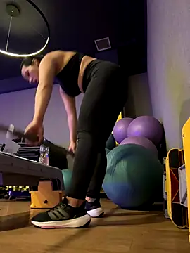 Anavalle online show from September 27, 2025, 3:50 pm