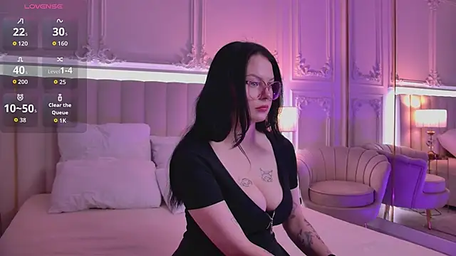 Cindy Mills online show from September 23, 2025, 2:53 pm