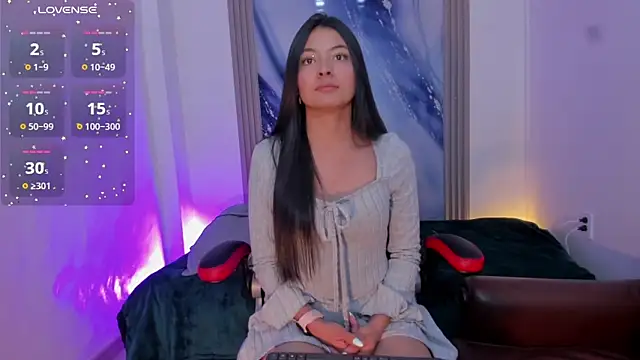 Fernanda hot  online show from November 15, 2025, 4:32 am