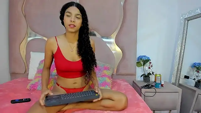 Snapshot of angiexht chatting on May 2, 2026, 1:05 pm angiexht online show from May 2, 2026, 1:05 pm