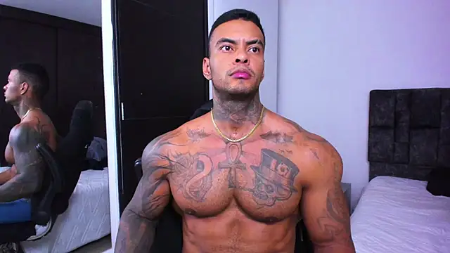 Snapshot of binmontana_ chatting on September 26, 2025, 11:20 pm binmontana online show from September 26, 2025, 11:20 pm