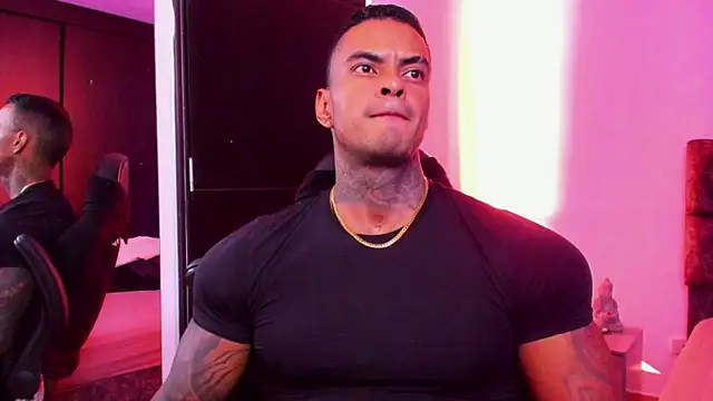 Snapshot of binmontana_ chatting on October 21, 2025, 9:04 pm binmontana online show from October 21, 2025, 9:04 pm