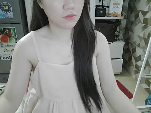 Ara4865 online show from November 15, 2025, 12:34 pm