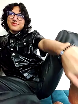 -BlueOpal- online show from February 1, 2026, 10:19 pm