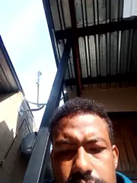 Snapshot of Goofygoody17 chatting on May 21, 2026, 7:59 am Goofygoody17 online show from May 21, 2026, 7:59 am