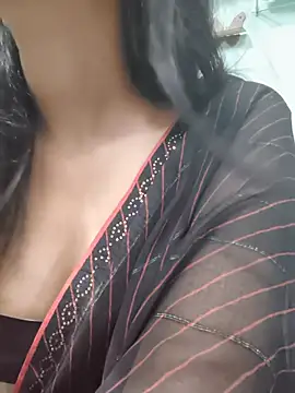 Lusty Shreya  online show from July 28, 2026, 6:20 am
