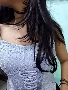 Lusty Shreya  online show from July 28, 2026, 4:39 pm