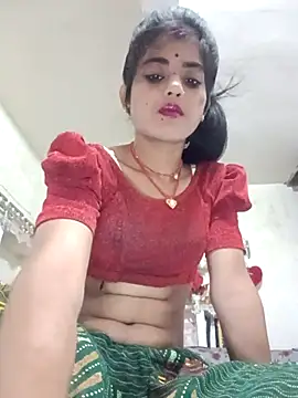 Snapshot of Mahek_love143 chatting on November 12, 2025, 12:44 am Mahek love143 online show from November 12, 2025, 12:44 am