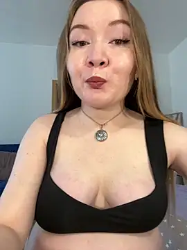 Amalie Smith online show from May 25, 2026, 7:36 am