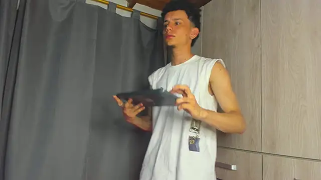 Skinny batman online show from July 20, 2026, 12:14 am