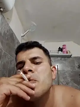 Snapshot of kadiirsekercii chatting on June 15, 2026, 7:32 am kadiirsekercii online show from June 15, 2026, 7:32 am