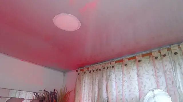 Snapshot of samycollens chatting on October 8, 2025, 12:14 pm samycollens online show from October 8, 2025, 12:14 pm