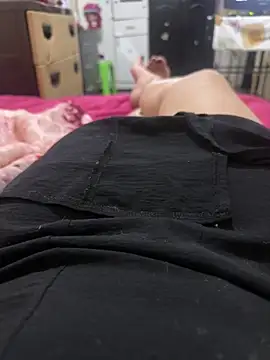 Laila-sexi online show from October 21, 2025, 6:58 am