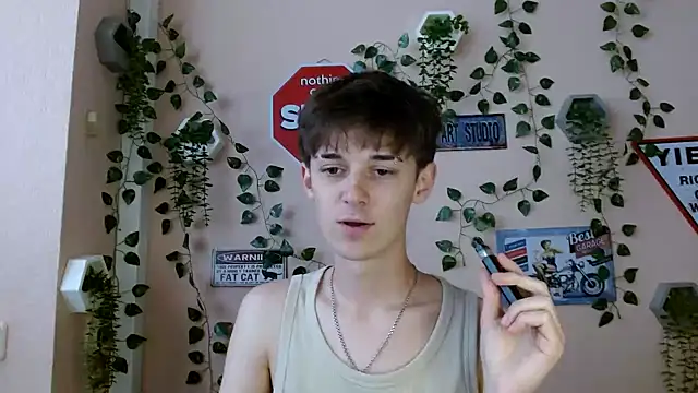 Hoot Dude  online show from October 5, 2025, 1:20 pm