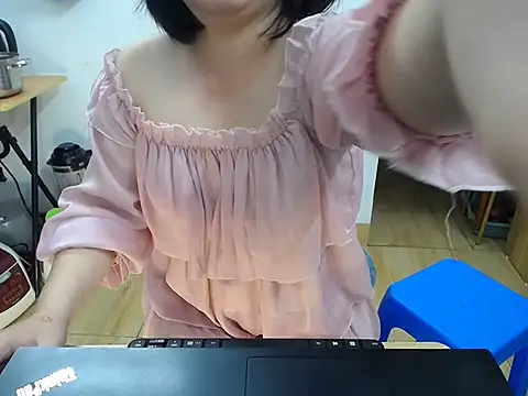 Lilya 39 online show from November 8, 2025, 1:55 pm