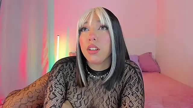 emily  walker online show from May 15, 2026, 11:01 pm