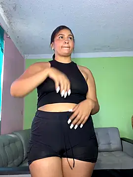 LUNA YOUNG  online show from September 24, 2025, 3:59 pm