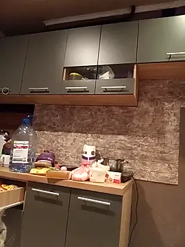 kisette online show from October 31, 2025, 5:14 pm