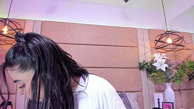 AriaBelles online show from October 27, 2025, 7:29 pm