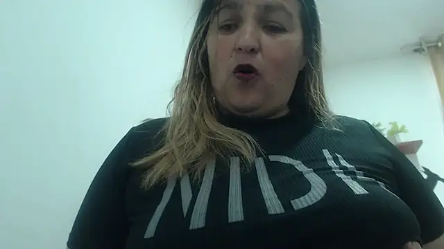 SweetRouse   online show from January 6, 2026, 1:59 pm