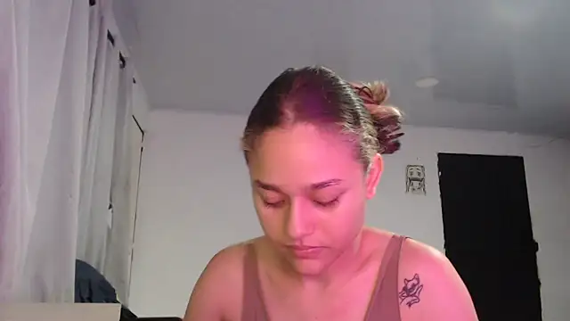 LittleCheerry69 online show from February 26, 2026, 4:28 pm