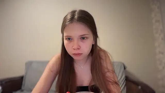 Snapshot of CandysRose chatting on September 29, 2025, 5:18 pm CandysRose online show from September 29, 2025, 5:18 pm