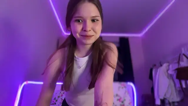 Snapshot of CandysRose chatting on October 26, 2025, 8:37 pm CandysRose online show from October 26, 2025, 8:37 pm