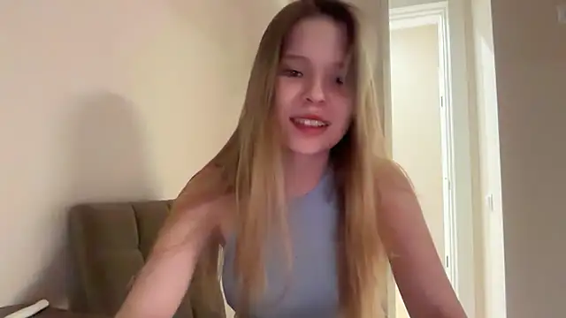 CandysRose online show from May 9, 2026, 8:58 pm