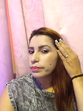Snapshot of naty_hot4uu chatting on May 22, 2026, 11:05 am naty hot4uu online show from May 22, 2026, 11:05 am