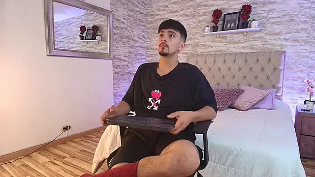 Axel Draven online show from March 12, 2026, 11:49 am