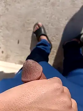 Mohamed234897 online show from December 17, 2025, 4:13 pm