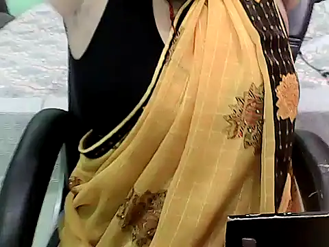 Snapshot of BABITA_KUMARII chatting on May 14, 2026, 5:31 pm BABITA KUMARII online show from May 14, 2026, 5:31 pm