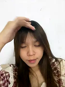 Hanaa07  online show from October 12, 2025, 5:06 am