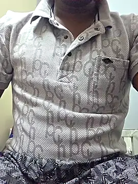 Snapshot of handsome_blg_tam chatting on October 4, 2025, 10:35 am handsome blg tam online show from October 4, 2025, 10:35 am