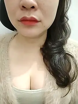 Girl Shy2000 online show from February 5, 2026, 12:10 pm