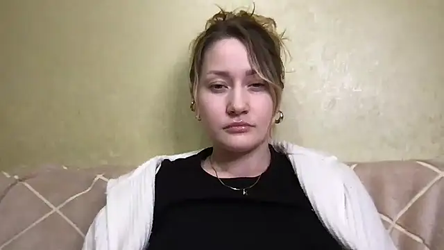 Veyriona online show from November 16, 2025, 3:28 pm